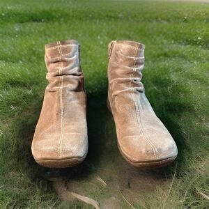 BareTraps Boots Women’s Size 6.5 Camel Color Bootie Lisa